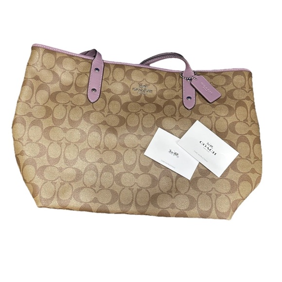 COACH City Tote Signature Khaki Monogram Rare Lilac Leather Strap and Detail - Picture 9 of 10